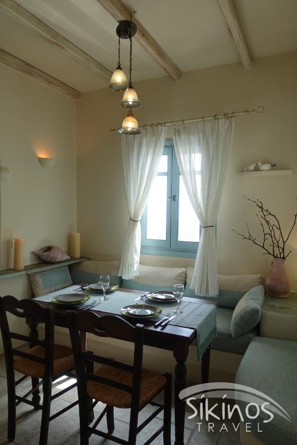 Traditional Apartment In Kastro Síkinos Exteriér fotografie